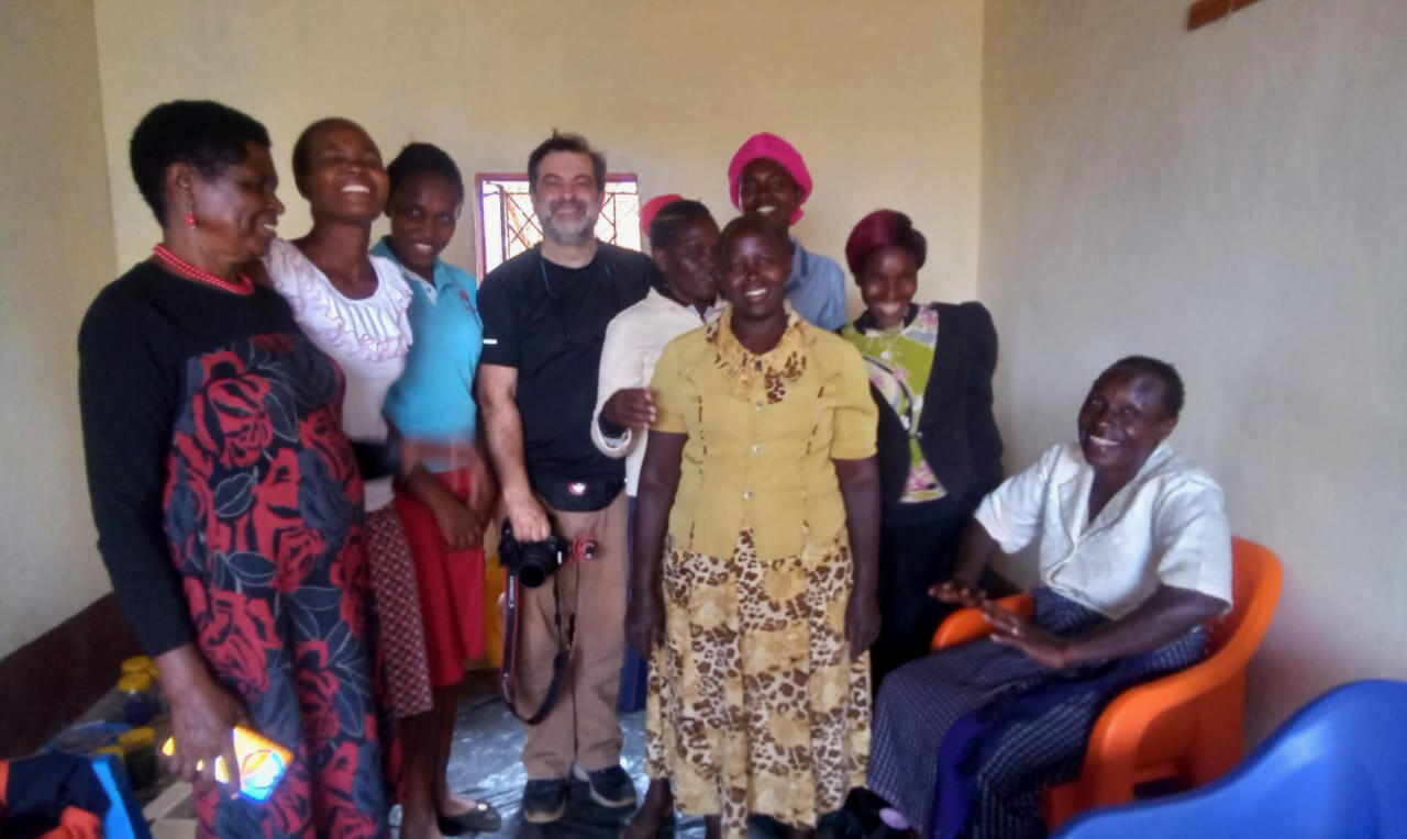 Group photo with Fursa women beadwork workshop